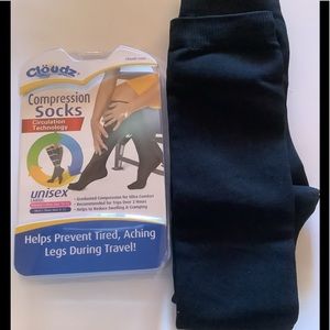Cloudz Compression Socks SKS-932940 Large Unisex size W(10-13) M(9-12), Black